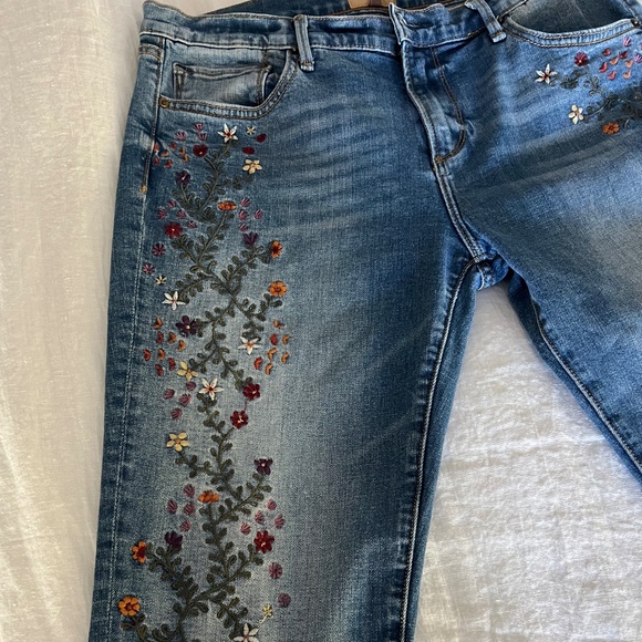 Driftwood Embroidered Jeans, Audrey Classic Fit Size 30 - Picture 5 of 13